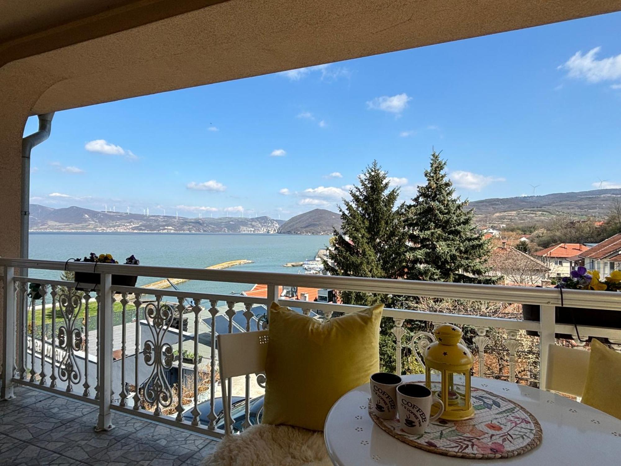 Apartmani "Marija" Golubac Extérieur photo
